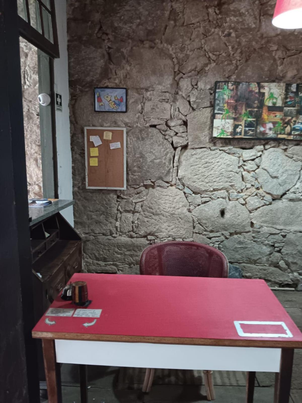 Family Adams House Hostel Брага Екстериор снимка