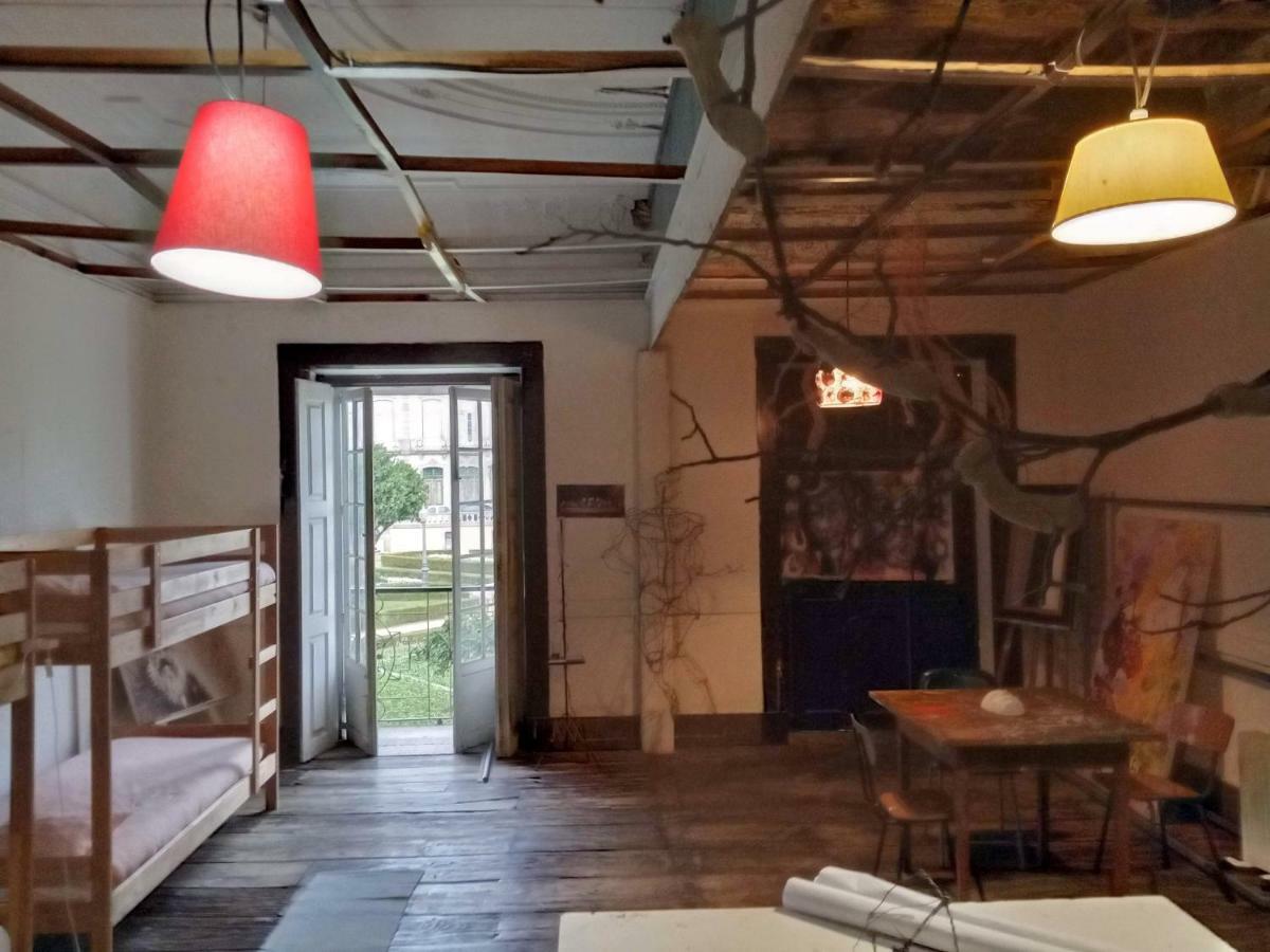 Family Adams House Hostel Брага Екстериор снимка
